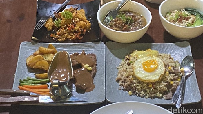 Resto Bernuansa Eropa di Sukabumi Hadirkan Nasi Goreng Kecombrang yang Jadi Buruan Pecinta Kuliner
