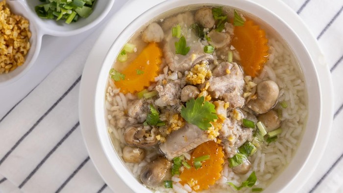 Tiga Resep Sop Ayam Berkaldu Gurih, Termasuk Versi Ala Pak Min yang Legendaris